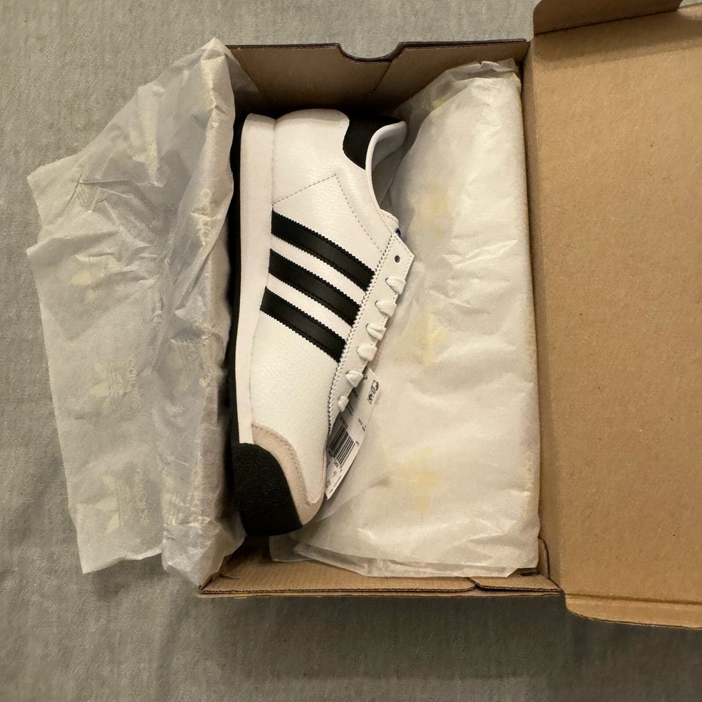 Adidas Samoa Men's Size 8.5 Classic 80's Style‎ Iconic Toe Bumpers Casual White